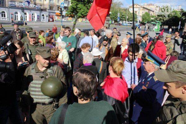 В семье не без урода, Украина