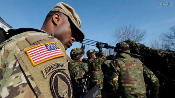 Эксперт: захват силами США Дейр-эз-Зор - первый шаг к свержению Асада