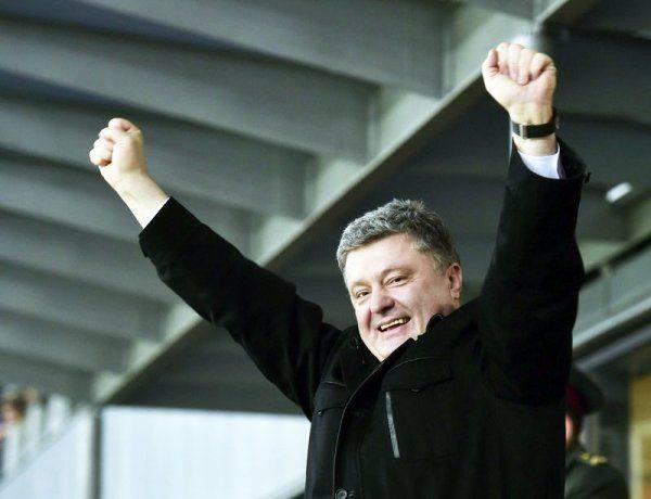 «Пусть лохи платят»: Как Порошенко увеличил госдолг в 2,5 раза