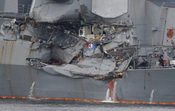 Американских военных моряков погубила «профессиональная халатность»