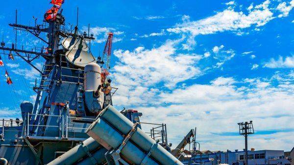 Американский эсминец погубила уверенность в собственной исключительности