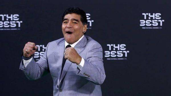 Марадона назвал себя фанатом Путина