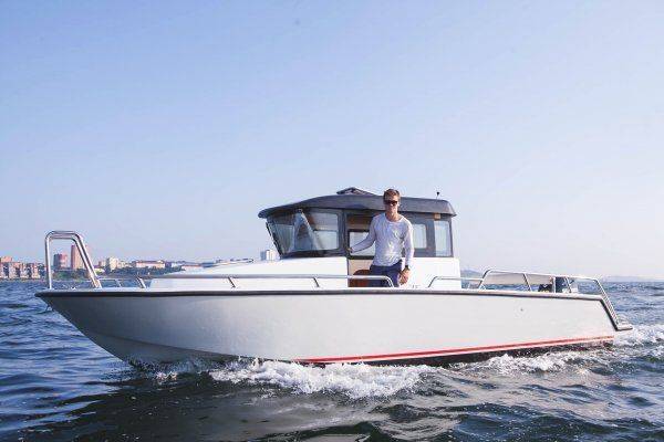 Непотопляемый и крепкий: в России создали новейший катер Pacifico Adventure