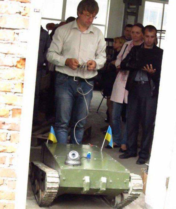 Порошенко признал снижение эффективности армии Украины