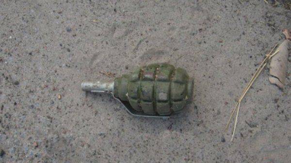 МВД ЛНР: Киевские силовики в Сватово меняют «лимонки» на водку и наркотики