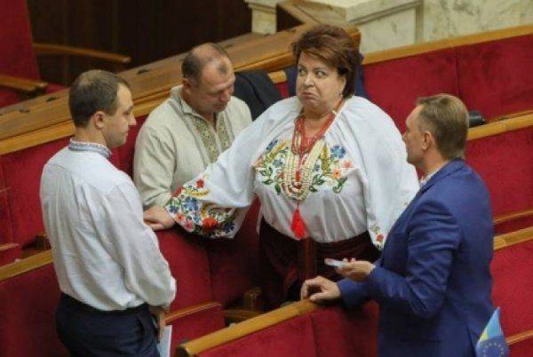 Нация опять просыпается