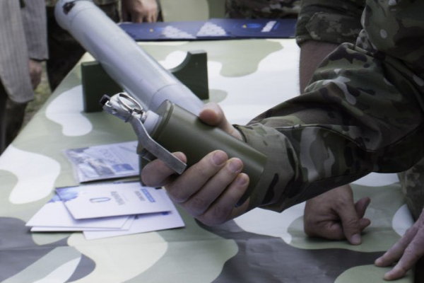 Турчинову показали новейшие образцы украинского термобарического оружия