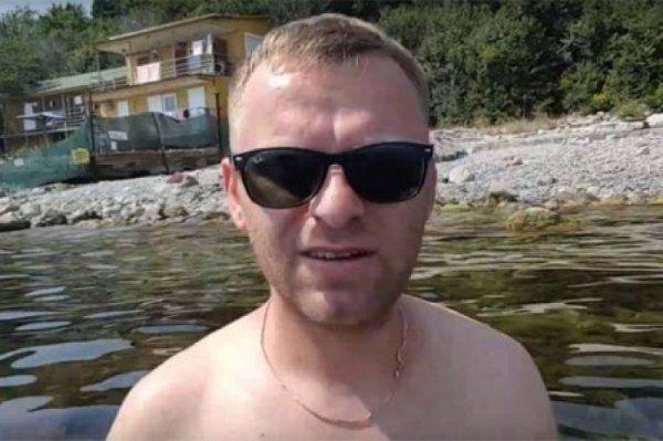 «Ребятки, здесь все супер»: оперный певец из Днепра похвастался отдыхом в Крыму