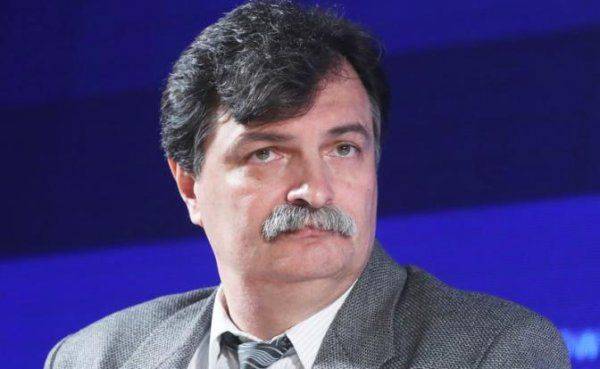 Разлагающаяся олигархия не способна сопротивляться Западу