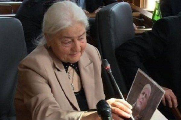 Мать убитого бандеровцами Олеся Бузины подала иск на Украину в ЕСПЧ  