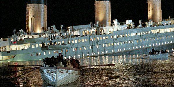 Понимает ли Порошенко, против Кого он ведет свой «Титаник»?