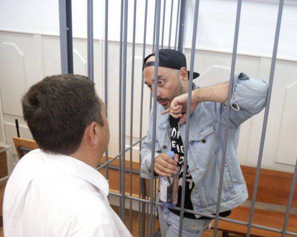 Дома посидишь. Приговор Кириллу Серебренникову