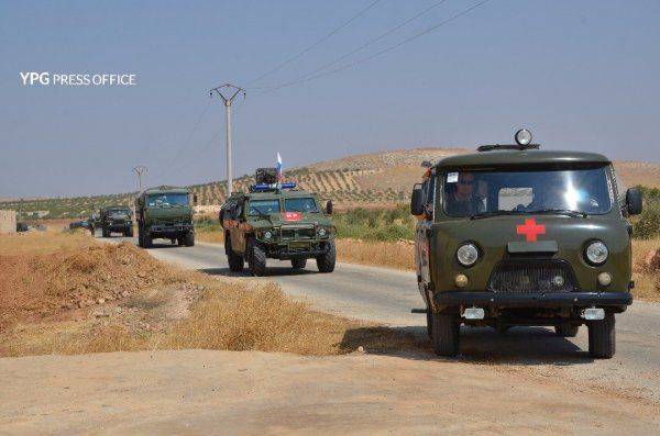  Колонна российской бронетехники вошла для защиты курдских районов Сирии 