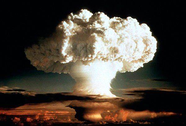 Малышка Кима: у Северной Кореи появилась новая ядерная бомба