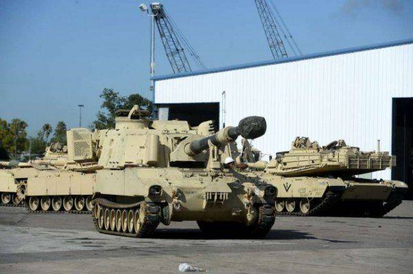 Запад готовится к войне: американцы накачивают Европу тяжелой бронетехникой