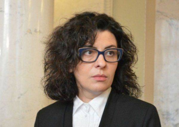 Вице-спикер Рады Оксаны Сыроид заявила, что ВСУ незаконно находятся на Донбассе