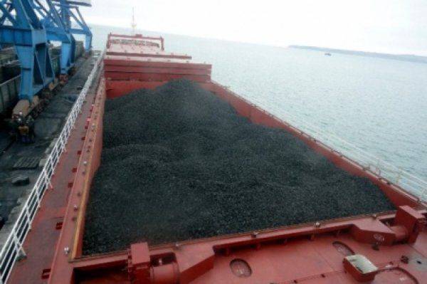 Американский уголь в Украине «нерабы» встретили поклонами и хлебом-солью