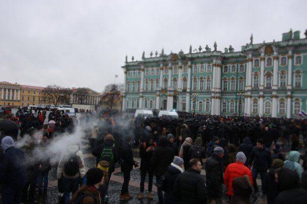 Алексей Навальный: Тиран в свой день рождения окропит улицы Петербурга кровью младенцев