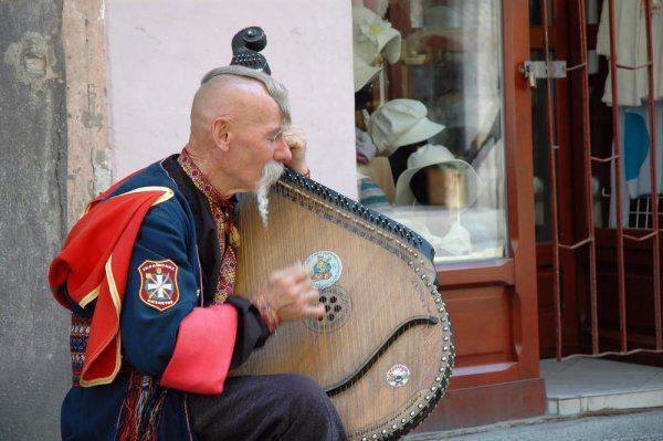 Украинские паны решили подраться. Затрещат ли у холопов чубы?