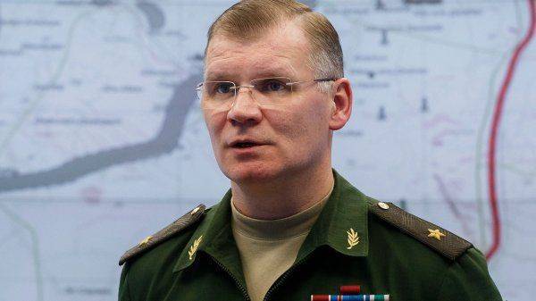 Танковая пушка у виска России