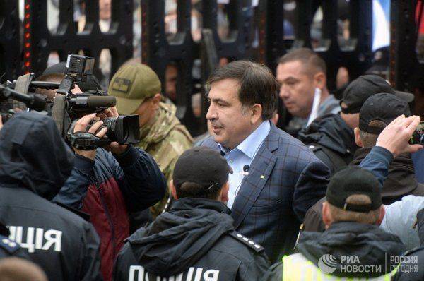 Новый киевский Майдан: зловещее шапито с теми же персонажами