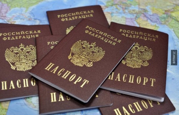 Журналист Бабченко негодует: никто больше не удивляется русским паспортам, кроме Киева