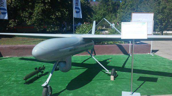 Киевские политики мечтают контролировать Россию с воздуха