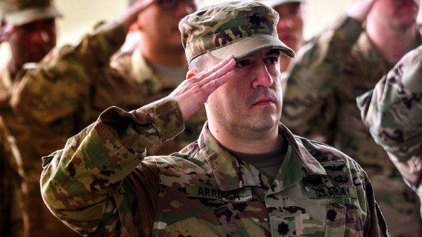 Американцы не хотят служить в армии: США доверят "защиту демократии" психам и наркоманам