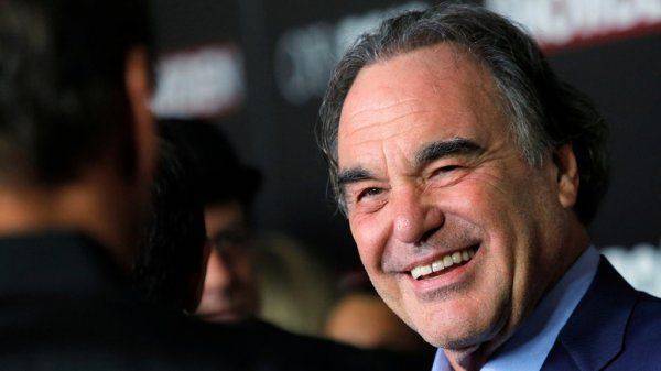 Оливер Стоун: западные СМИ отказываются писать правду о России и Путине