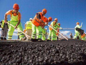 Строительство автоподходов к Крымскому мосту практически завершено