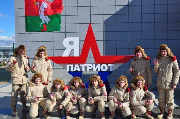 «Юнармия» встречает сирийских героев