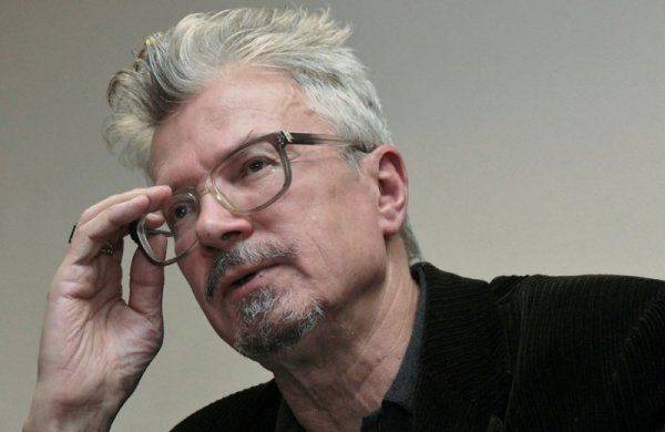 Лимонов: Украине не удастся сохранить колонии, доставшиеся ей от Советской власти. Пуп развяжется 