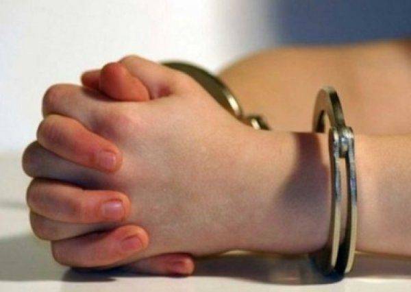 Учительницу химии бросили за решетку, обвинив в работе на ДНР