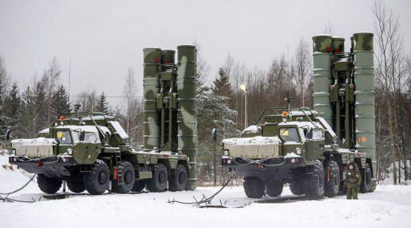 Страна-бензоколонка атакует: Moody's теперь работает на Россию