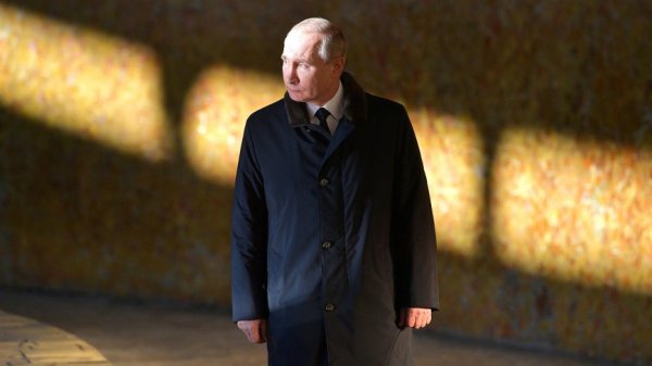 «Уважение культуры и традиций»: эксперт об открытии Владимиром Путиным квест-комнаты «Сталинградская битва»