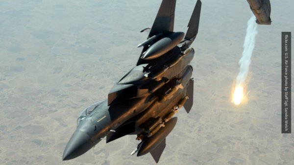 Возглавляемая США коалиция нанесла удар по правительственным войскам Сирии