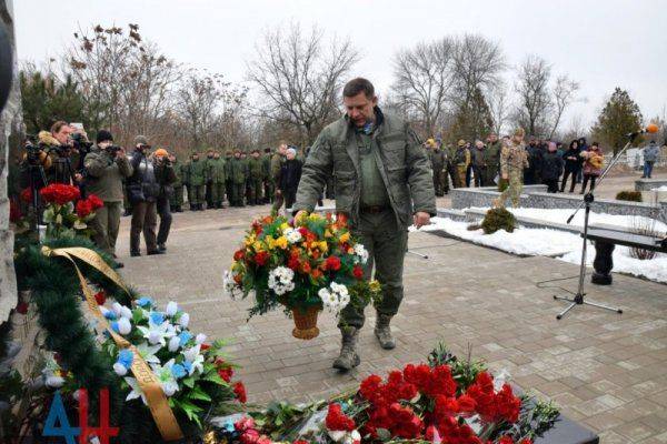 Год без Гиви. Глава ДНР почтил память Героя Республики