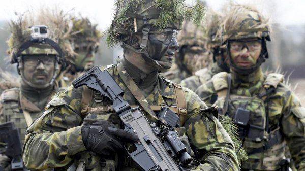 Война на пороге России: Вероятность конфликта с Западом растет