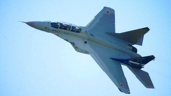Самолёт "на вырост": МиГ-35 взлетает в пятое поколение