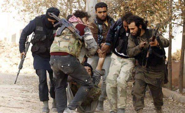 Боевики в Сирии сдаются в плен