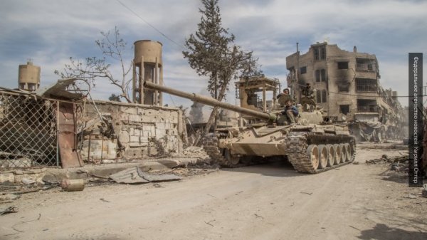 Ставка на курдов: эксперт объяснил тайник американского оружия в Африне