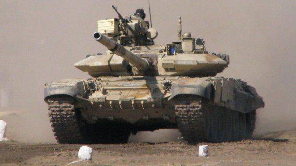 На помощь Асаду спешат российские танки и "наемники"