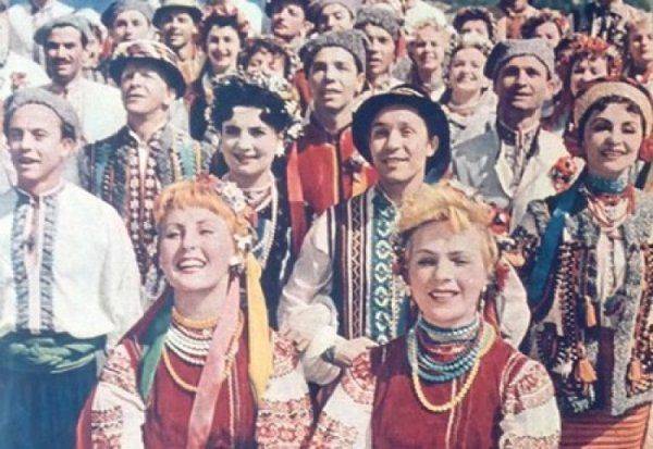 Русофобка Ницой рассказала, как чудом выжила в СССР, в котором расстреливали за вышиванку