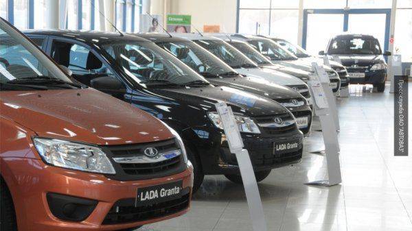 «АвтоВАЗ» с 1 мая повысит цены на все новые автомобили LADA на 1-2%