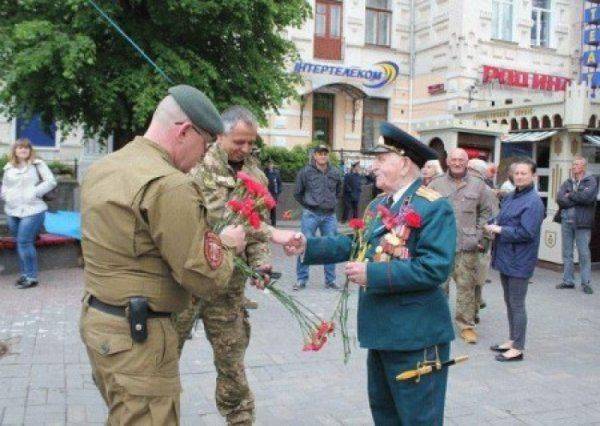 Темники от СБУ: советские войска убрали Освенцим, но привели ГУЛАГ в Украину