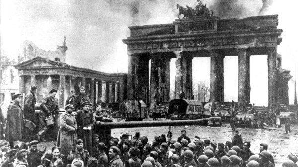 Как союзники попытались в 1945 году украсть у России победу в войне
