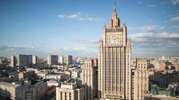 Волкер едет в Донбасс с войной