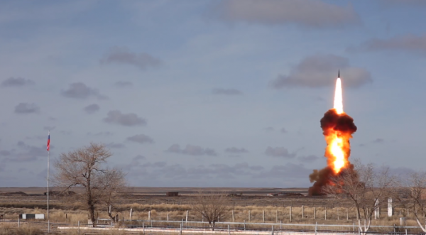 СМИ: ВКС РФ вооружится «неуязвимым» ударным авиакомплексом
