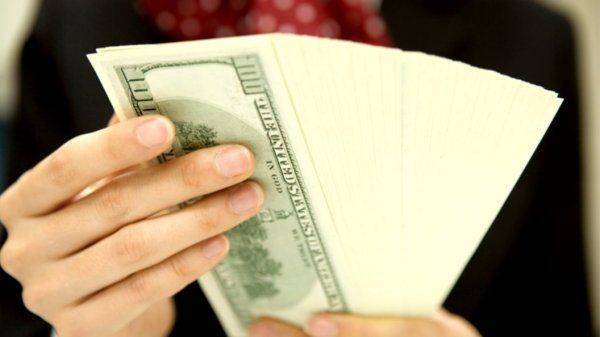 Сколько ещё Россия будет финансировать США при стагнации в своей экономике