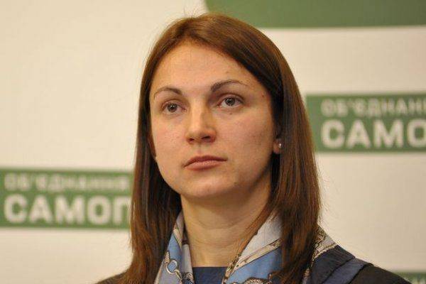 Львовянка Ганна Гопко требует наказать одесских полицейских, говорящих по-русски